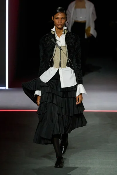 Look 23